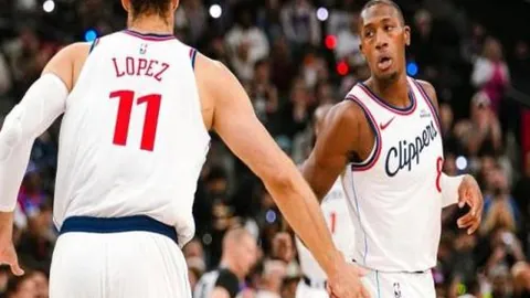 BO9上半场轻松领先：AG4以4-0领先，这样的表述可以吗？